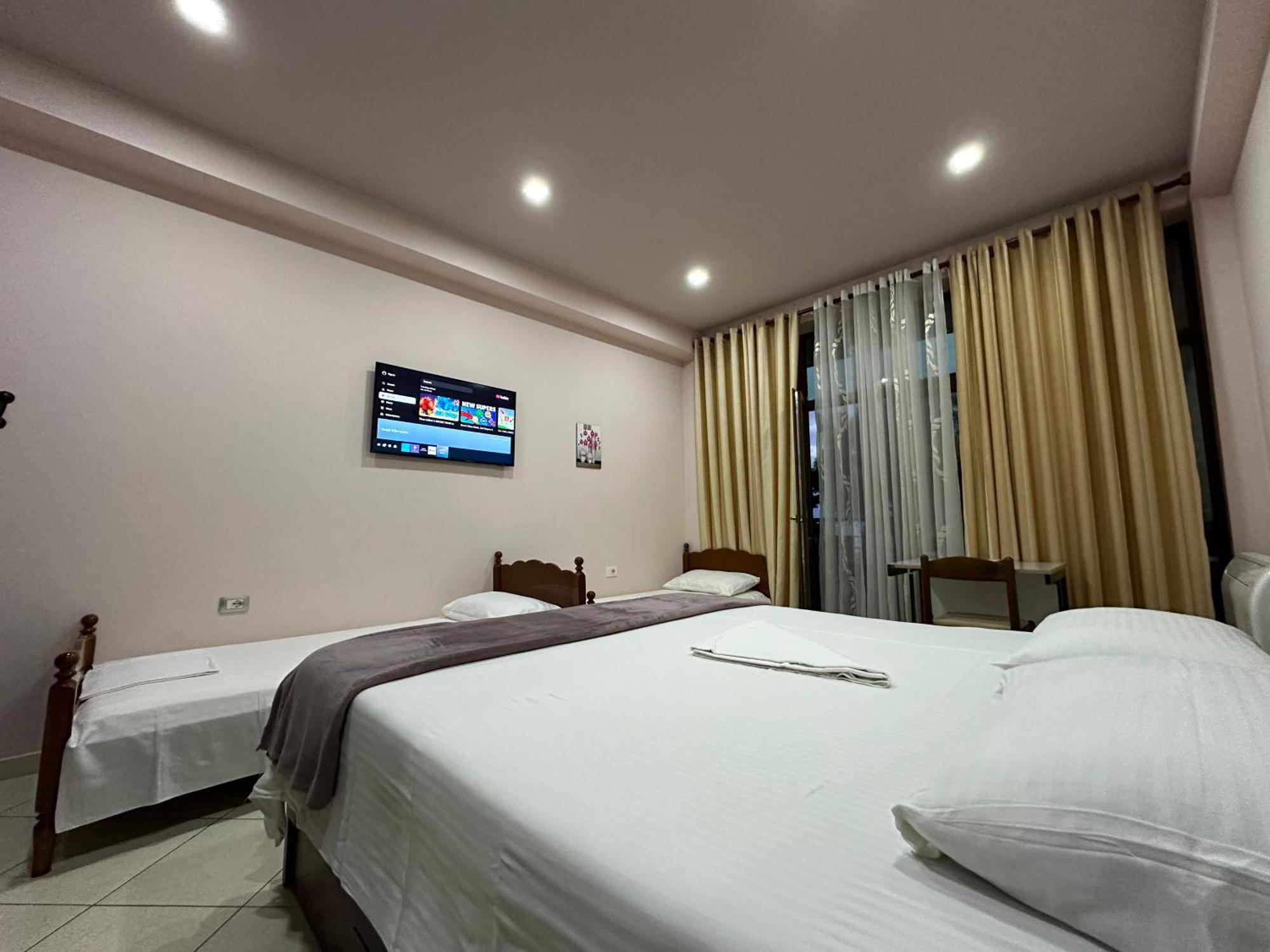 Vila Vadeha Pogradec Extérieur photo